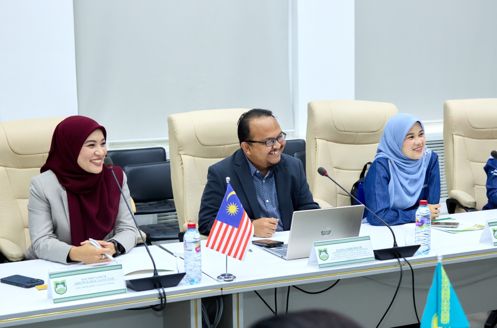 FROM MALAYSIA TO KazNARU: 12 STUDENTS JOIN A DUAL-DEGREE PROGRAM